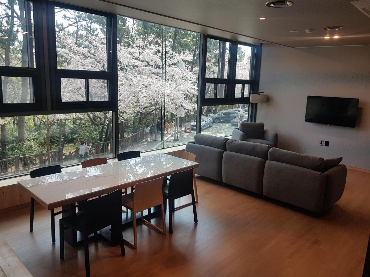 Suntree Hotel Pusan Zewnętrze zdjęcie